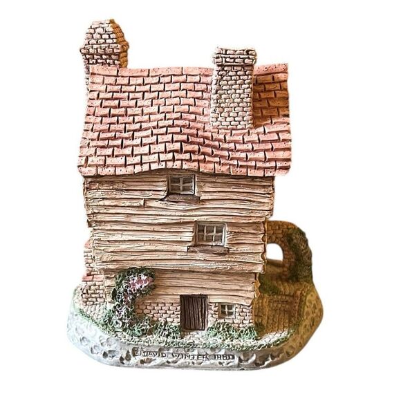 David Winter Wine Merchant Figure Preowned - Picture 2 of 6